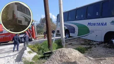 Choque de autobús y tráiler en la Toluca-Naucalpan deja un lesionado