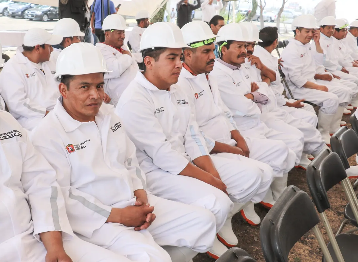 Toluca reconoce la labor de los trabajadores del Rastro Municipal