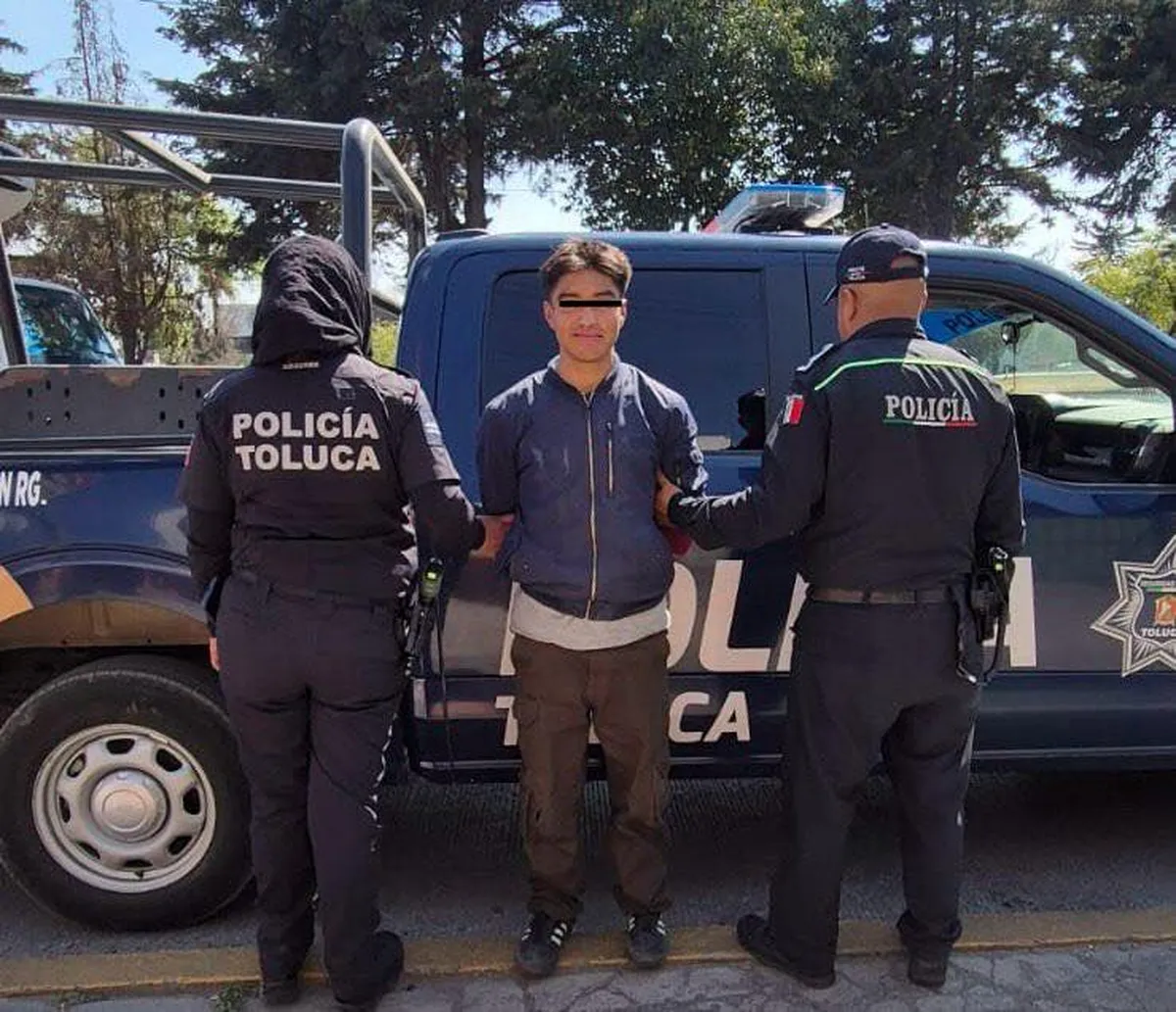 Los dispositivos contaban con sistemas de rastreo, lo que permitió a los elementos de seguridad ubicar a los sospechosos en tiempo real.