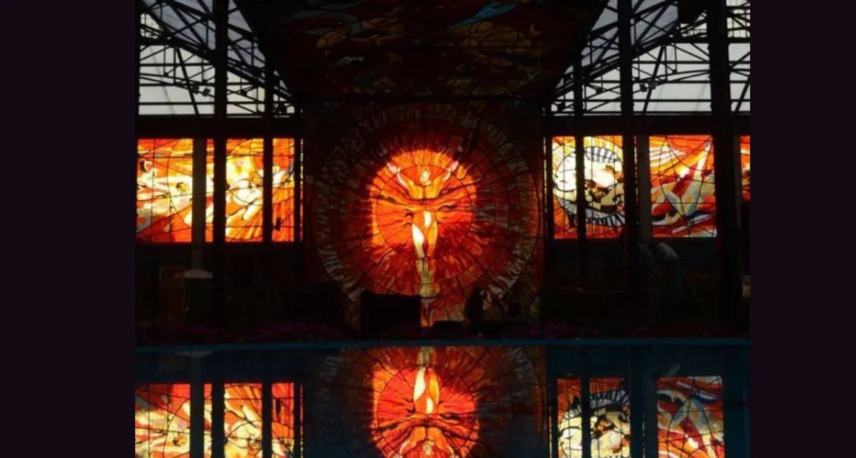 Cosmovitral de Toluca, cumple 43 años