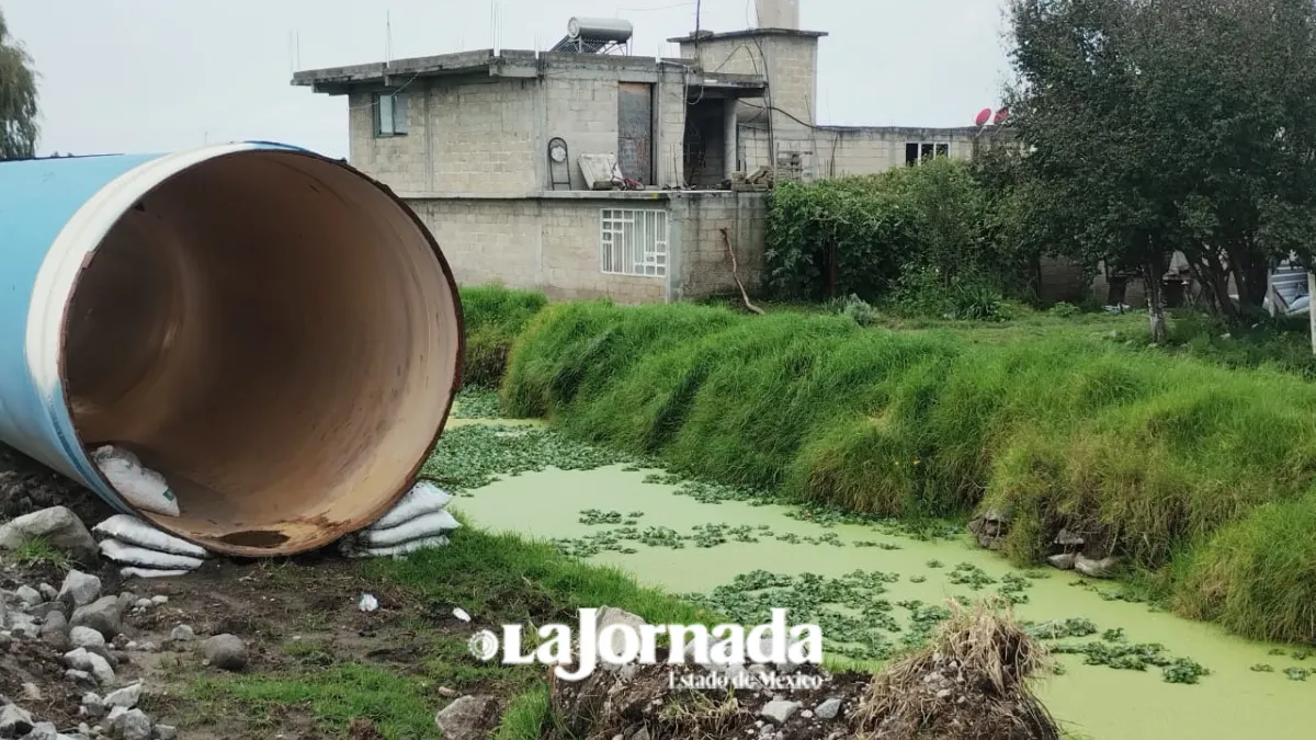 Vecinos de La Constitución Totoltepec piden albergue para dormir en un lugar seco