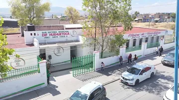 Inauguran primera clínica de hemodiálisis en Huehuetoca, Edomex