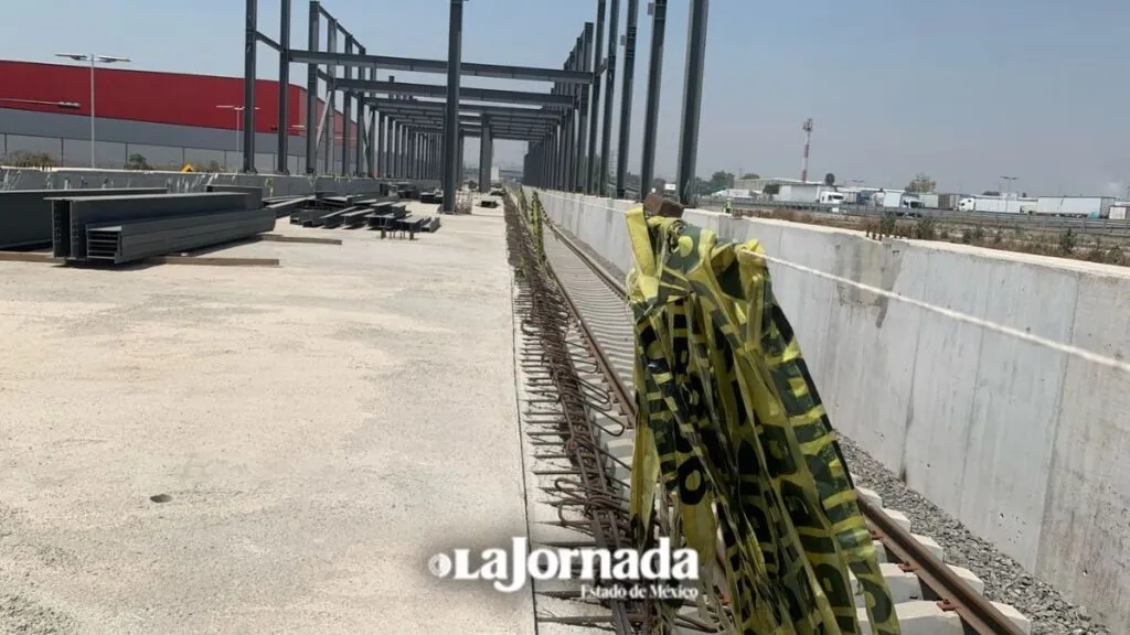 Pobladores de Tultepec liberan una estación del Tren Suburbano