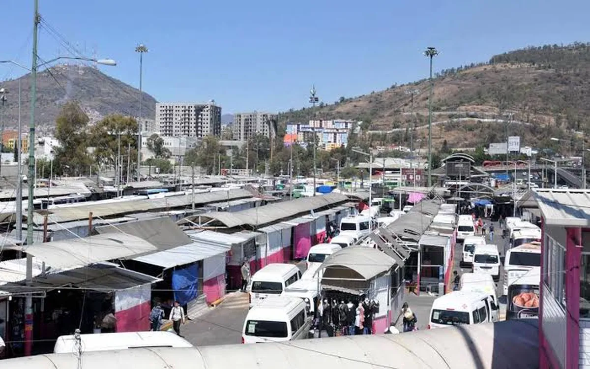 Paraderos del Metro Toreo 4 Caminos sufren terrible inseguridad