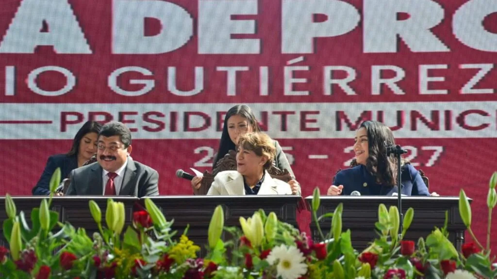 Nazario Gutiérrez toma protesta como alcalde de Texcoco