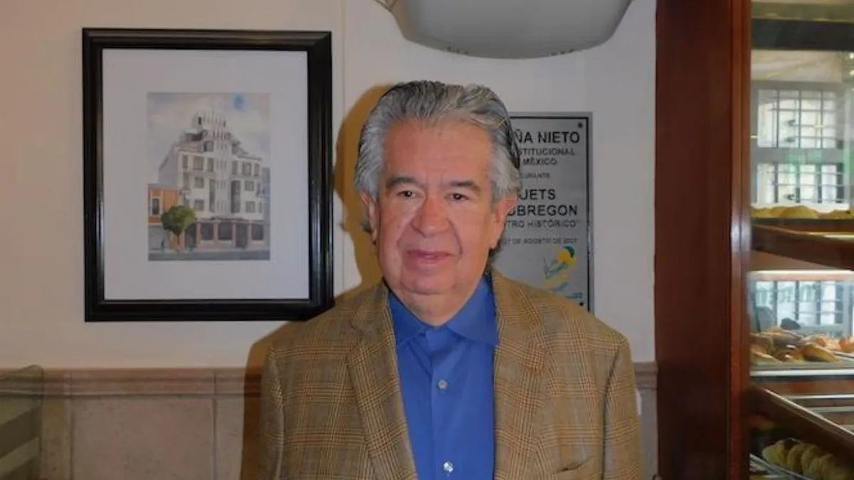 Ocupó cargos como Juez Menor Municipal, Procurador de la Defensa del Trabajo y Fiscal de Instancia Conciliadora de la Procuraduría General de la República.