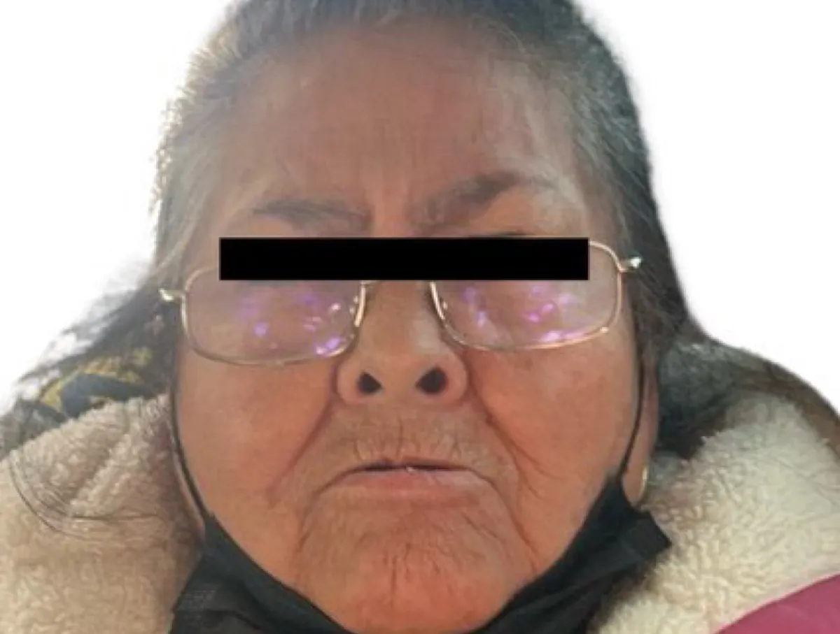 Carlota “N”, abuelita que disparo contra dos sujetos en Chalco, fue detenida junto con Eduardo “N” y Mariana “N”.