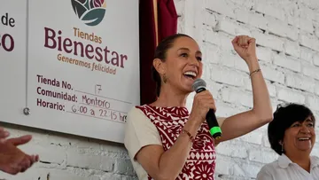 Programas de bienestar beneficiarán a 42.8 millones de personas en 2026, celebra Sheinbaum