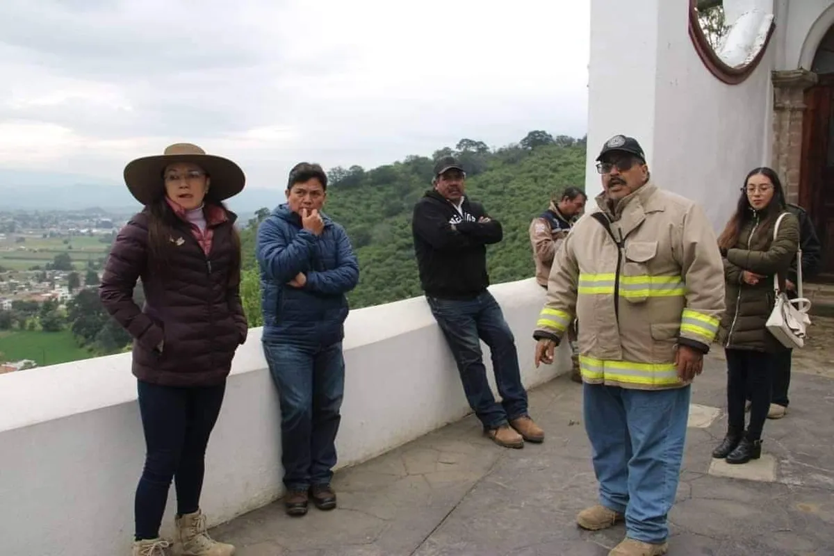 Detectan grietas y escurrimientos en el cerro sacromonte de Amecameca