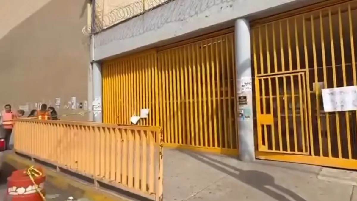 Prepa 7 UNAM es desalojada por presunta amenaza de bomba
