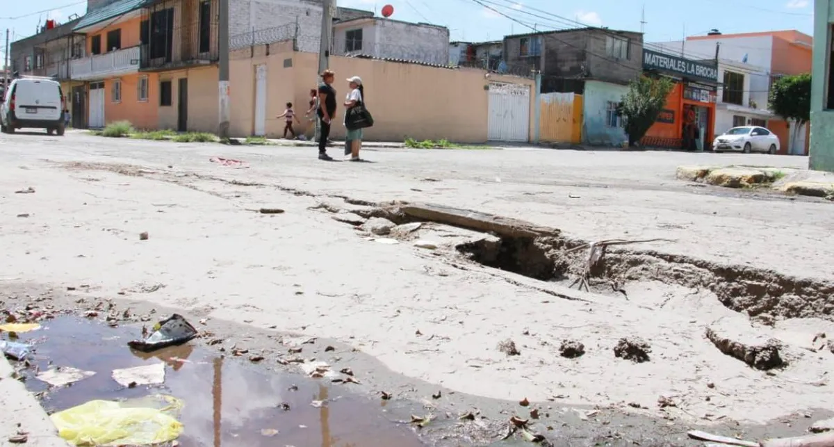 Ecatepec: Colonia Rústica Xalostoc, afectada por socavón