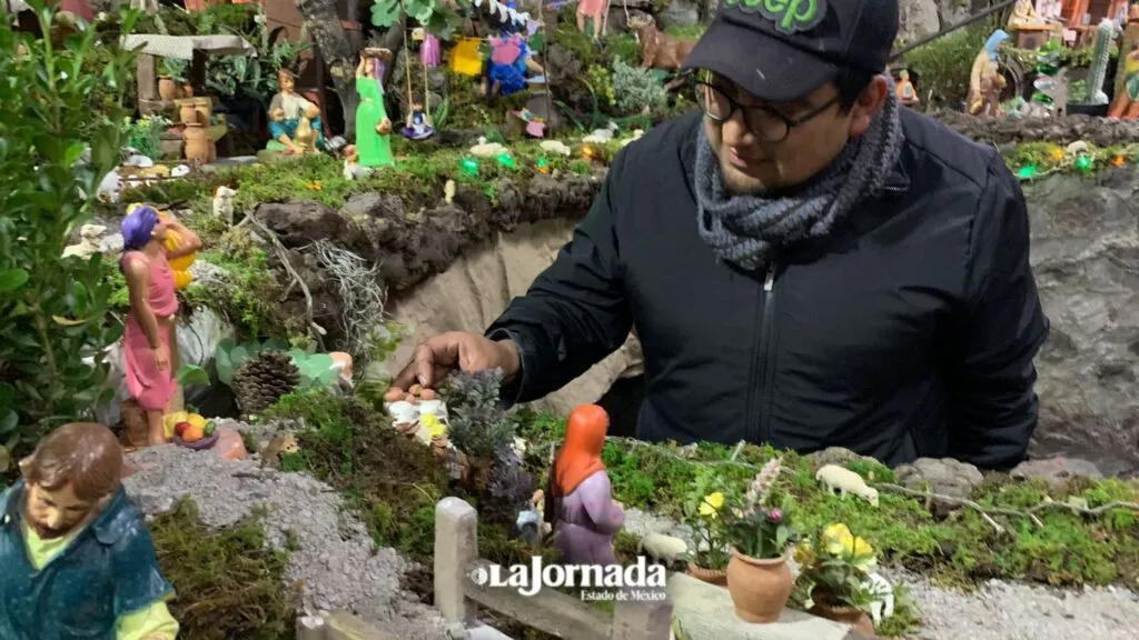 Teotihuacán: Arman nacimiento gigante en San Francisco Mazapa