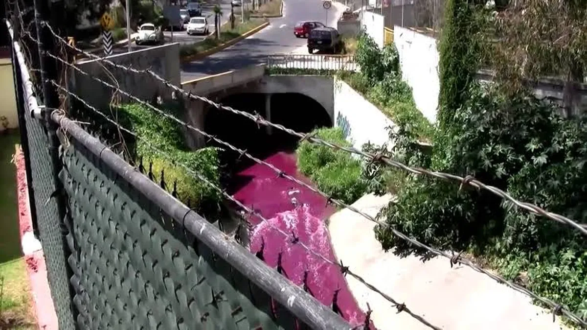 Habitantes denuncian alta contaminación del Río San Javier en Atizapán