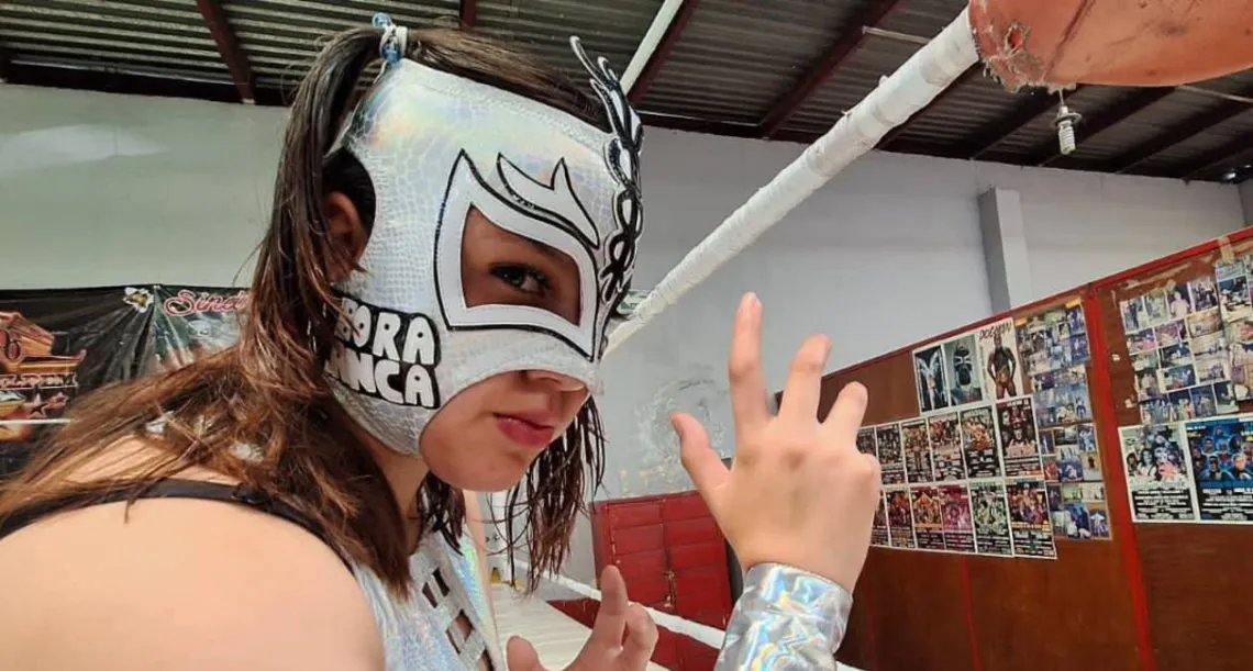 Día Nacional de la Lucha Libre: Víbora Blanca, talento mexiquense