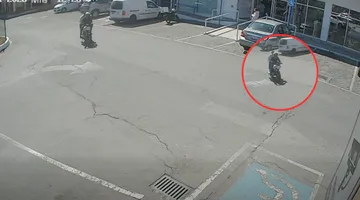 [VIDEO] ¡Asalto millonario en Toluca! Roban un millón de pesos a cuentahabiente de Banamex