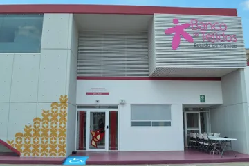 Edomex entrega tejidos para atención de lesionados por explosión en Iztapalapa