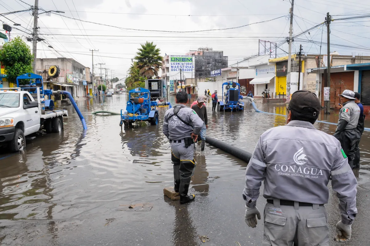 Edoméx refuerza acciones por las lluvias en Toluca