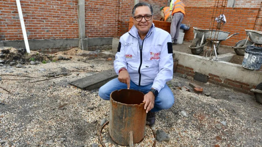 Ricardo Moreno supervisa avance en el pozo de San José Otzacatipan
