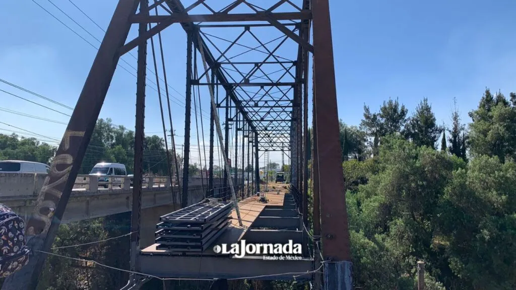 Zumpango: Rehabilitan el Puente de Fierro