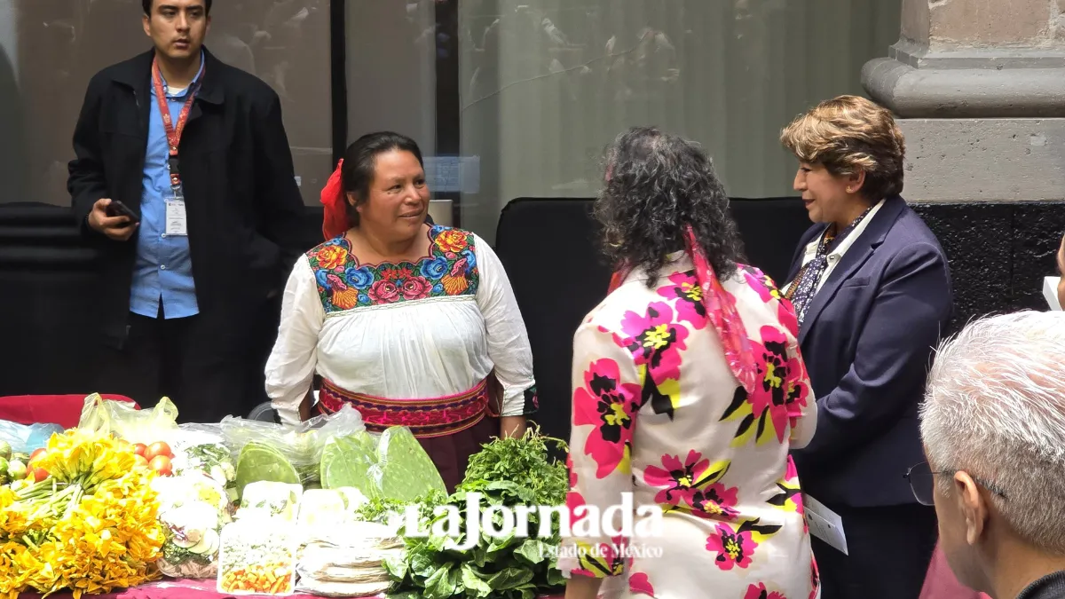 Tianguis Colibrí generó más de 1 mdp para productores en menos de un año