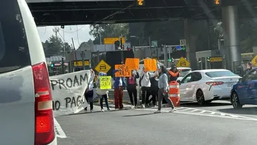 Manifestantes bloquean la México-Toluca ¿Qué está pasando?