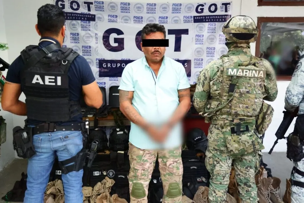 Detienen en Oaxaca a “El Cali”, integrante de “Los Cromo”