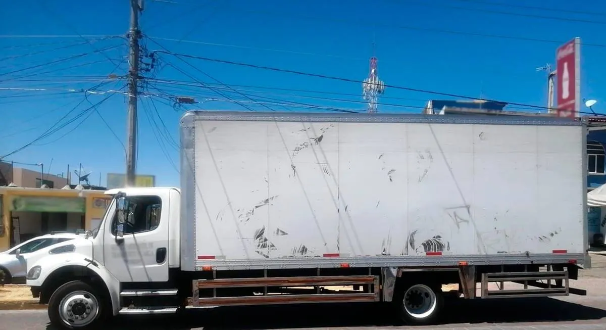 Jilotepec: Recuperan tractocamión con mercancía valuada en 13 mdp
