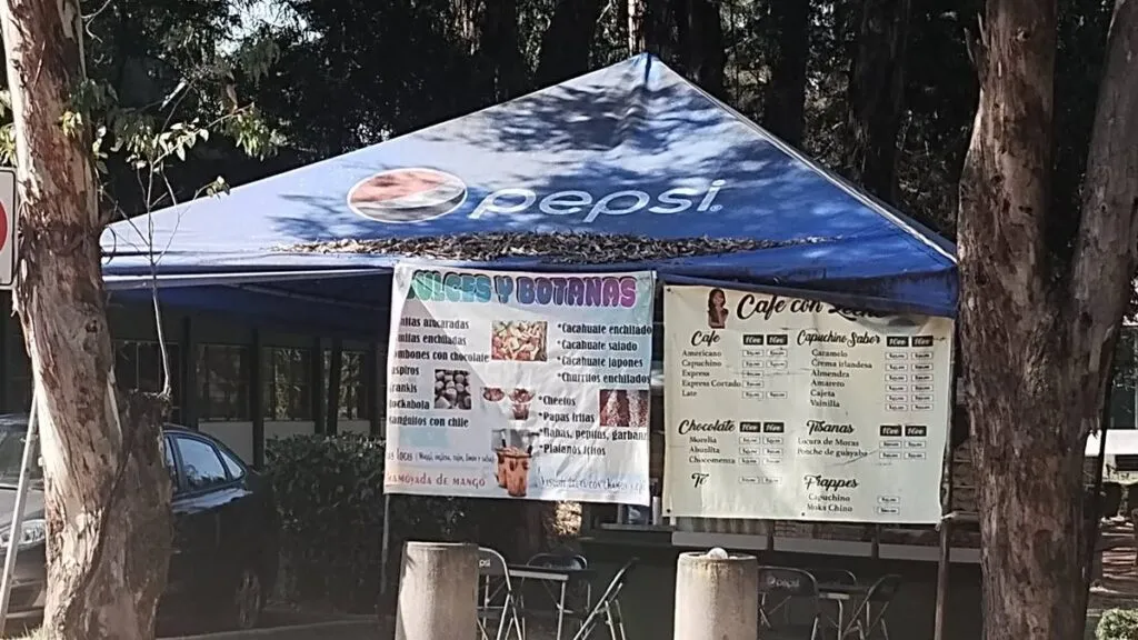 Cafeterías universitarias disminuyen sus ventas por nueva disposición alimentaria