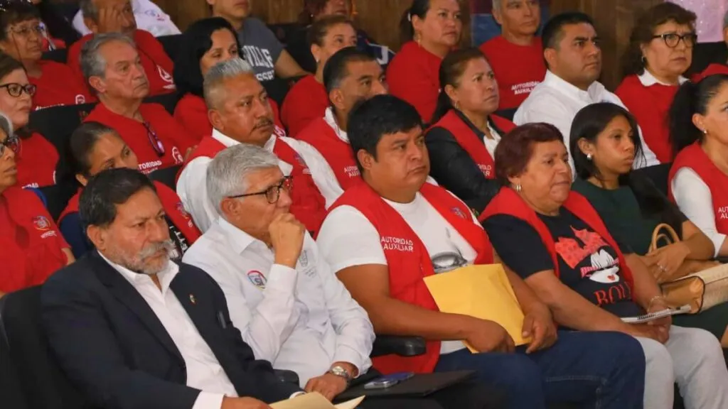 Gobierno y autoridades auxiliares avanzan unidos para servir a San Mateo Atenco