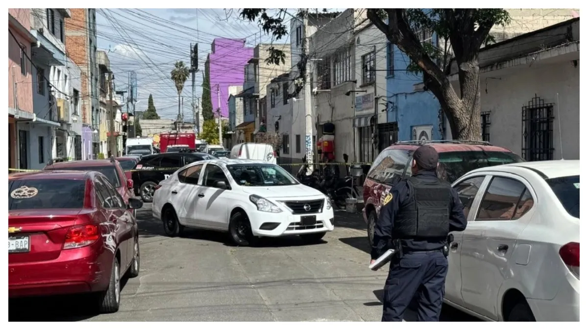 Nuevo operativo en departamento de feminicida serial de Iztacalco; buscan restos óseos en drenaje