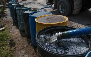 Edomex: Empresas donan 300 l de agua por segundo