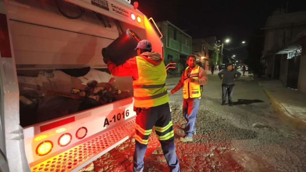 Ecatepec busca frenar inundaciones en Avenida Nacional