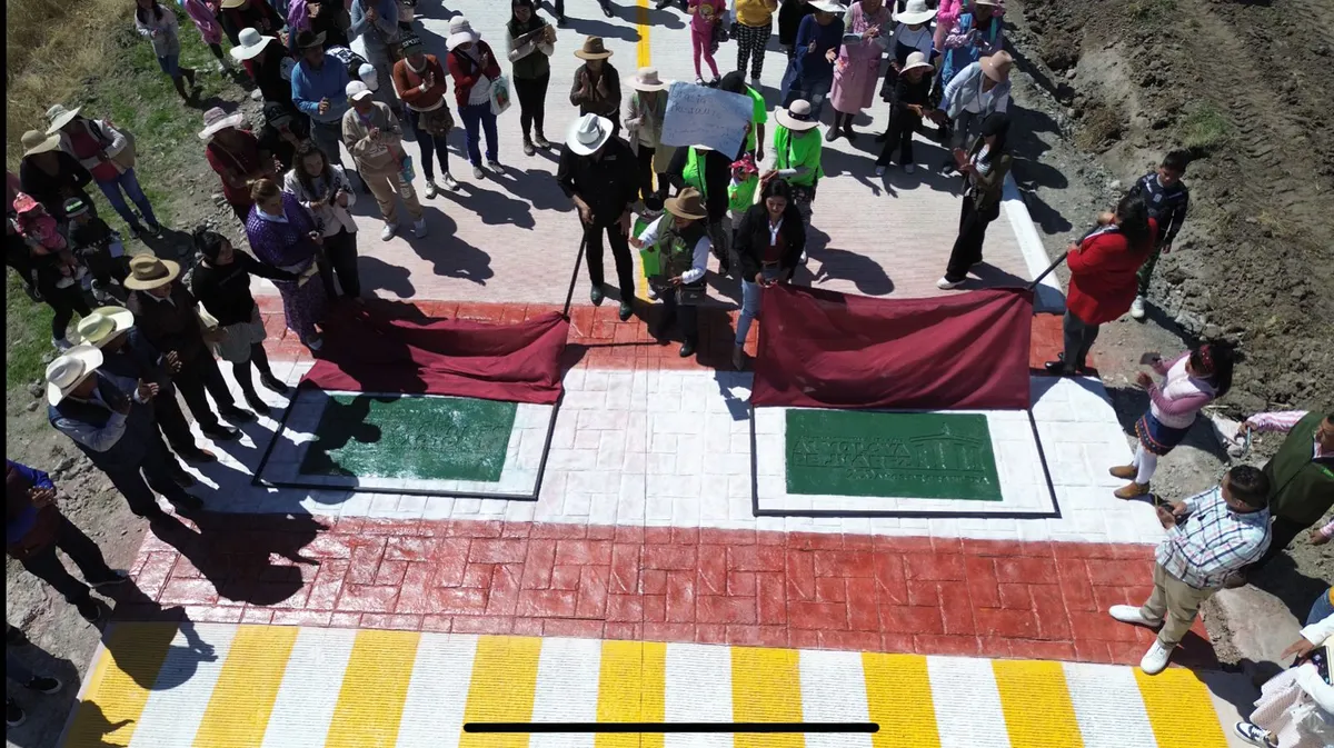 Fortalece Adolfo Solis la movilidad rural en Almoloya de Juárez con caminos duraderos