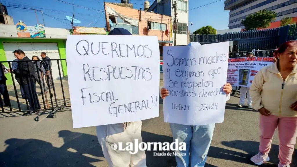 Padres de bebés fallecidos por bacteria denuncian trabas de la FGJEM