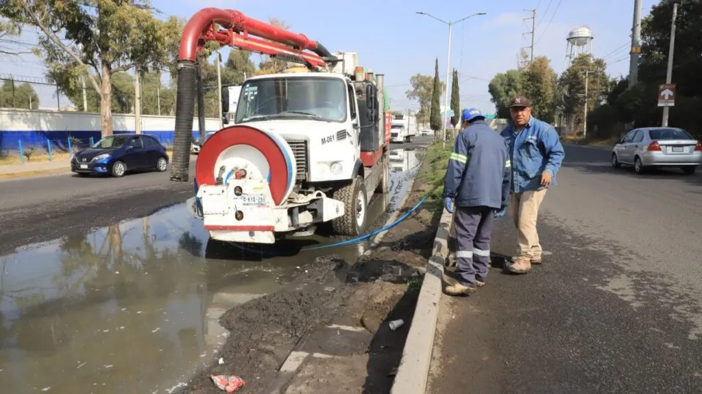 Tlalnepantla activa protocolos y operativos de emergencia ante lluvias