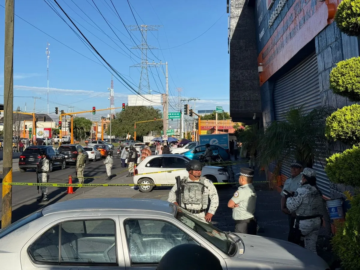 Mujer es asesinada en intento de asalto en Tecámac