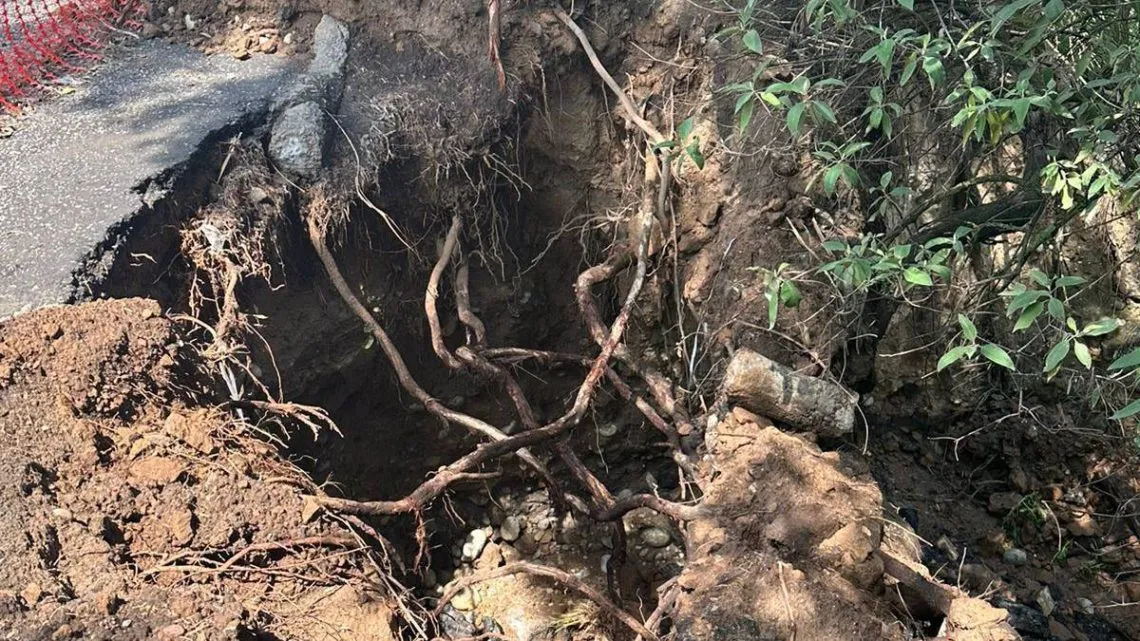 Izcalli: Socavón en Bosques del Lago tiene más de dos años