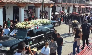 Despiden en Tonatico al alcalde César Hernando Fuentes tras fallecer en accidente