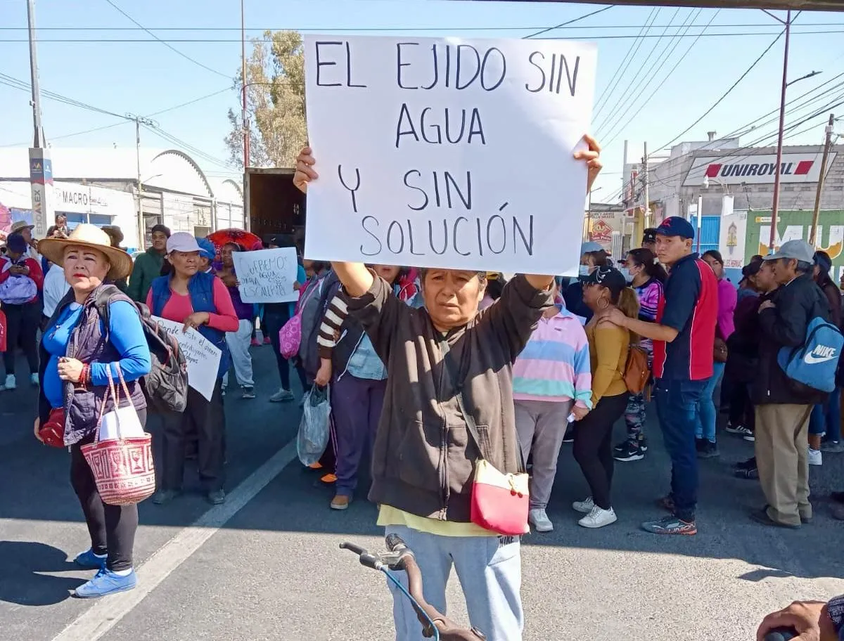 Chimalhuacán: Vecinos se manifiestan por falta de agua