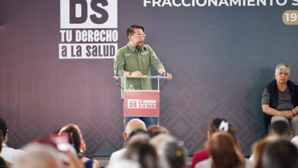 Daniel Serrano inaugura la primera de tres Clínicas “Tu Derecho a la Salud”, en San Antonio