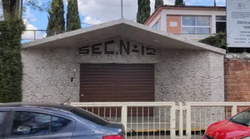 Refuerzan seguridad en Secundaria 12 de Toluca tras incidentes violentos