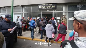 Viacrucis, cobro de la pensión Bienestar