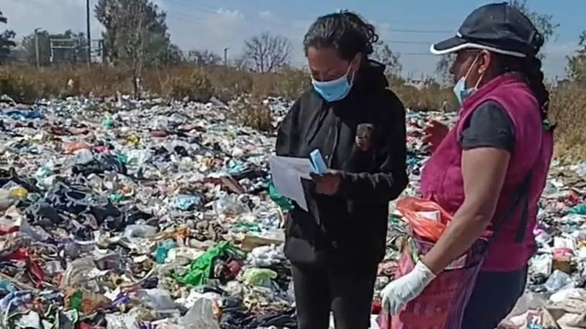 Madres buscadoras realizan jornada en tiradero del bordo de Xochiaca