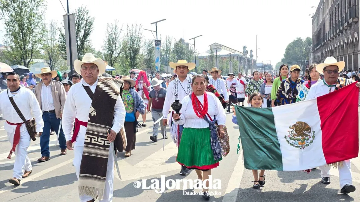 [VIDEO] Delfina Gómez encabeza desfile Cívico Militar en Toluca