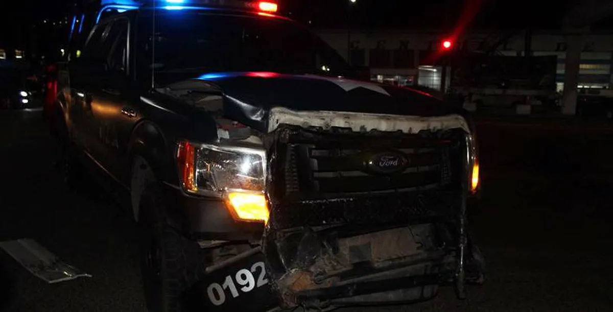Ecatepec: Choque de patrullas sobre la Vía Morelos, deja un detenido
