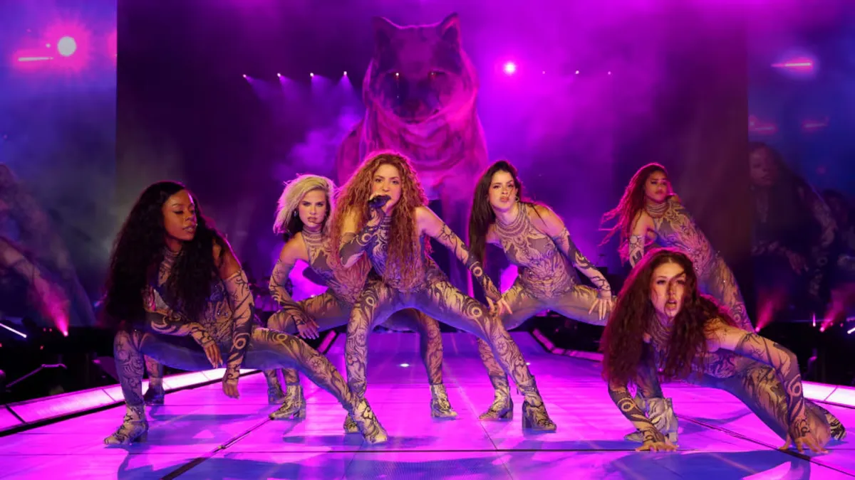 Shakira arrasa con su gira mundial rompiendo récords, la única latina en el top