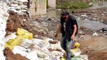 Vecinos de la colonia el Jaral, Atizapán, piden a las autoridades que entuben el río Chamacuero