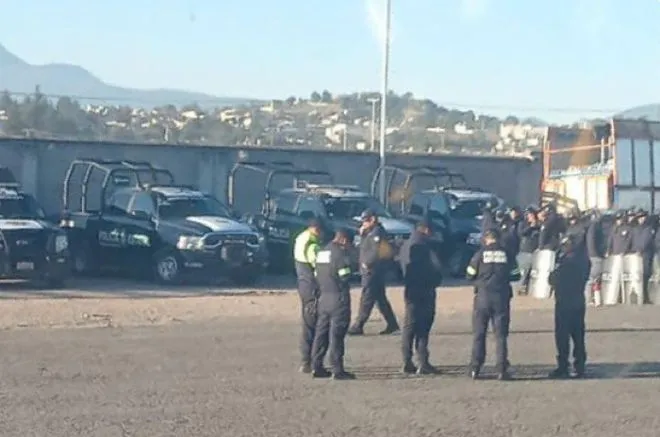 Bloquean carretera Toluca-Atlacomulco y Libramiento Bicentenario