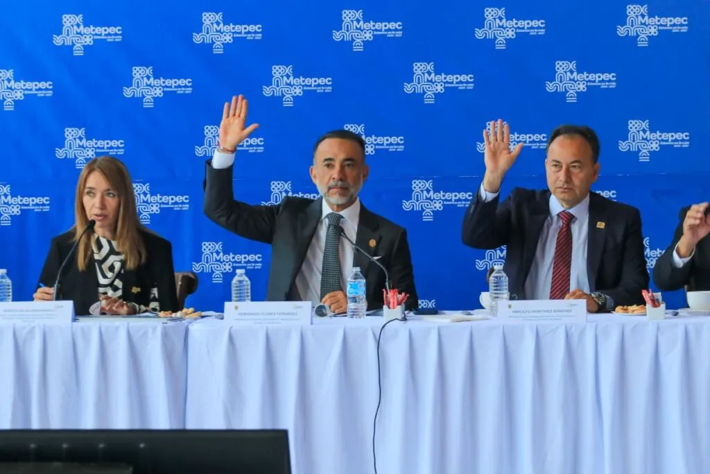 Empresarios y ayuntamiento impulsan crecimiento y competitividad de Metepec