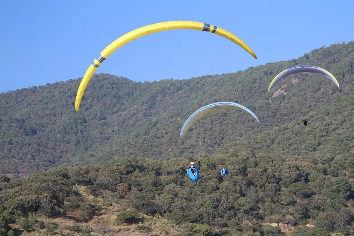 Llega al Edomex el Abierto Internacional de Parapente Monarca 2025